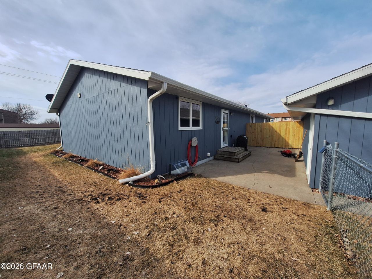 2111 32nd Avenue S, Fargo, ND 58103 Main Photo