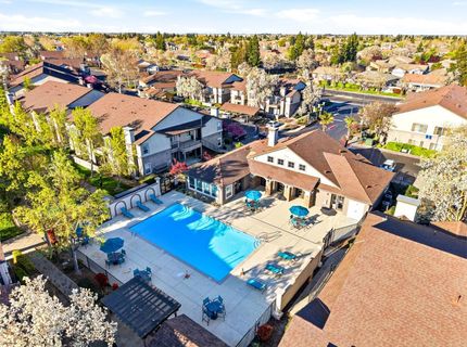 9444 Harbour Point Dr #264, Unit 264, Elk Grove, CA 95758 Photo