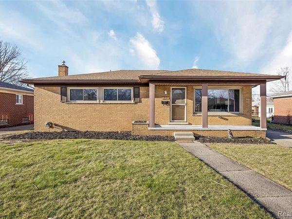 31656 Summers Street, Livonia, MI 48154