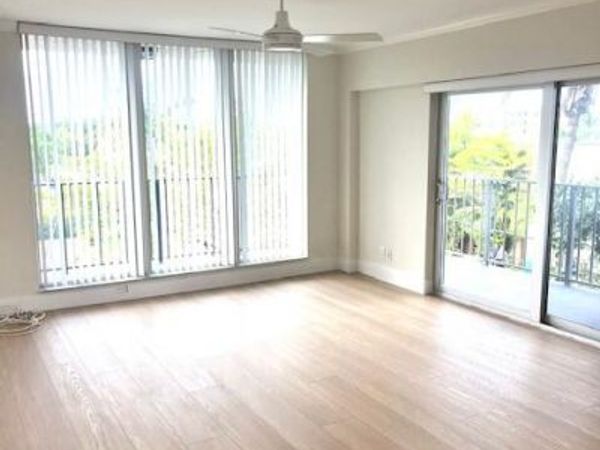 1625 SE 10th Avenue, Unit 302, Fort Lauderdale, FL 33316