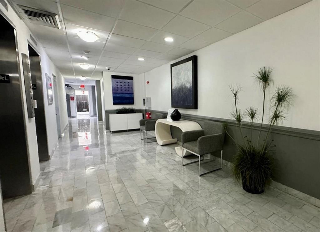 1625 SE 10th Avenue, Unit 302, Fort Lauderdale, FL 33316 Photo