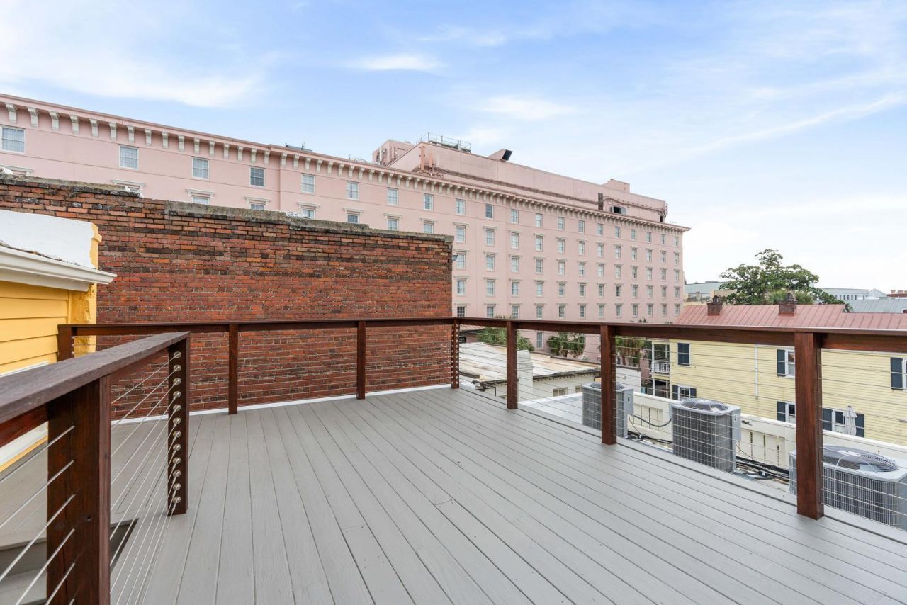 125 Meeting Street Photo 31