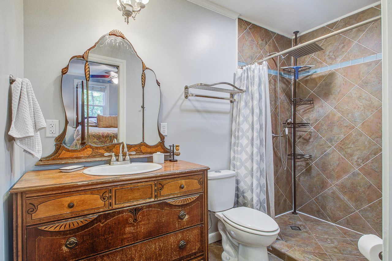 311 Cassina Road Photo 23