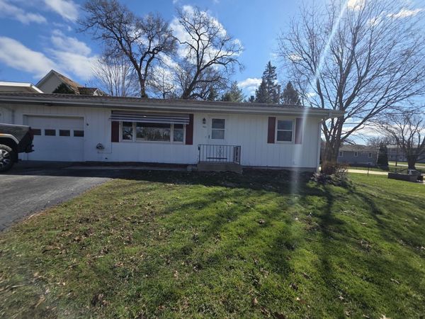 407 Warner Street , Unit 407, Hampshire, IL 60140