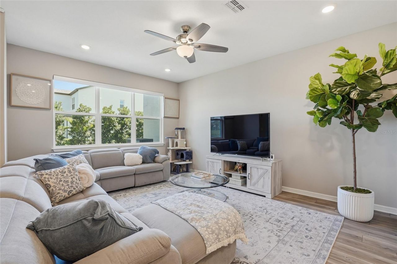 11231 Beach Walk Way Ne, Saint Petersburg, FL 33716 Photo