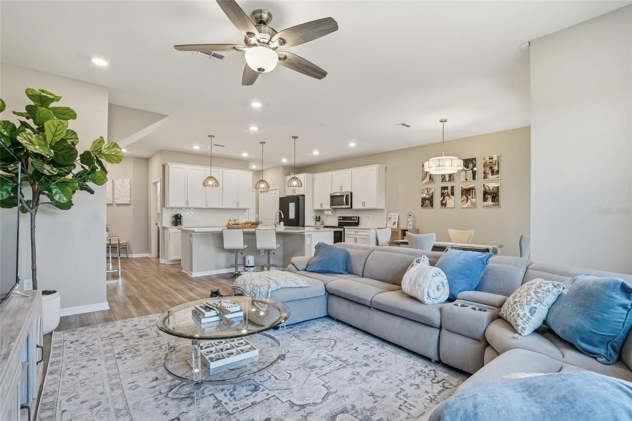 11231 Beach Walk Way Ne, Saint Petersburg, FL 33716 Photo