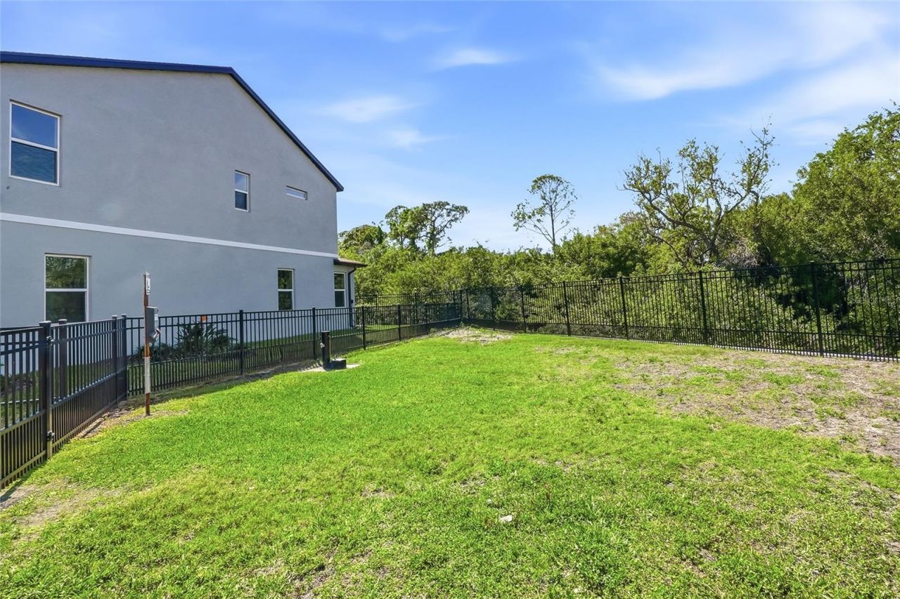 11231 Beach Walk Way Ne, Saint Petersburg, FL 33716 Photo