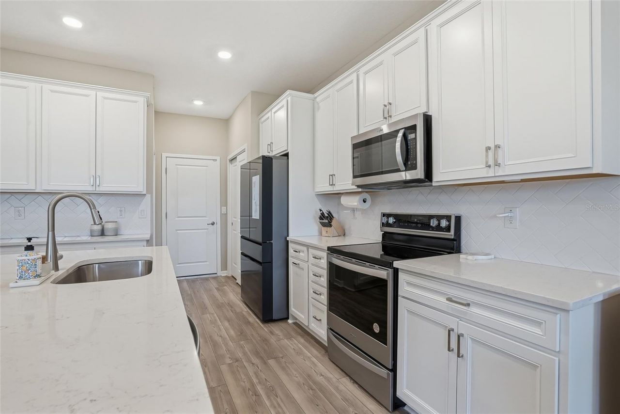 11231 Beach Walk Way Ne, Saint Petersburg, FL 33716 Photo