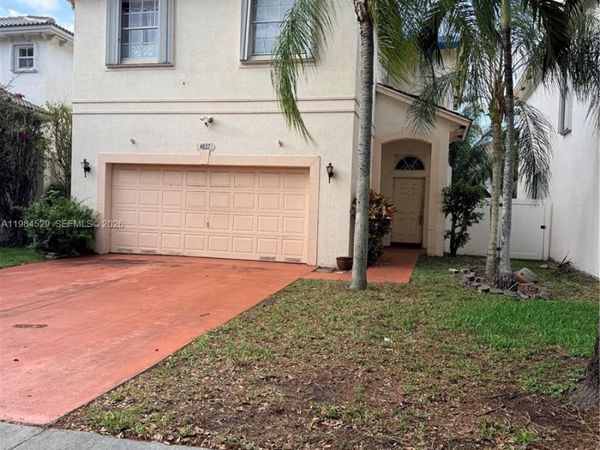 4837 NW 20th Pl, Coconut Creek, FL 33063
