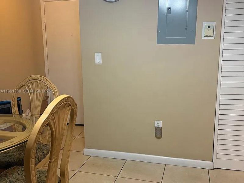 9715 Fontainebleau Blvd , Unit E213, Miami, FL 33172 Photo