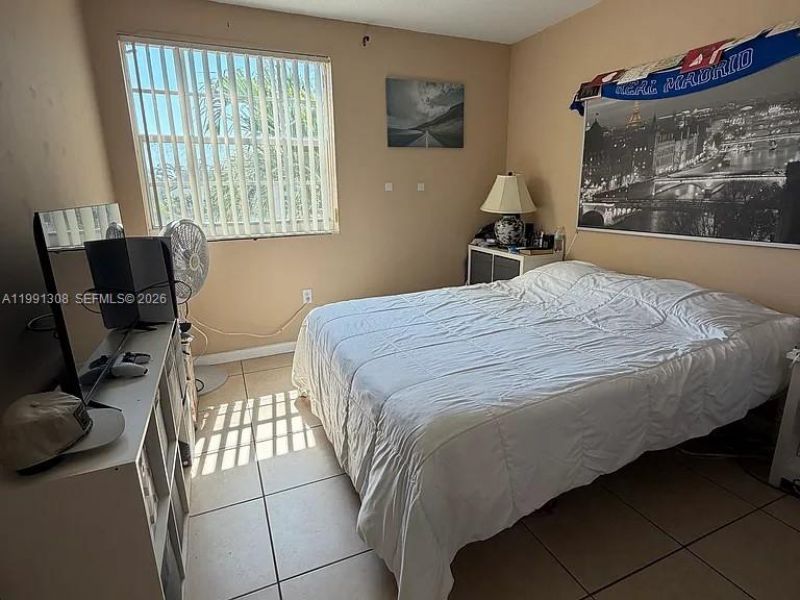 9715 Fontainebleau Blvd , Unit E213, Miami, FL 33172 Photo