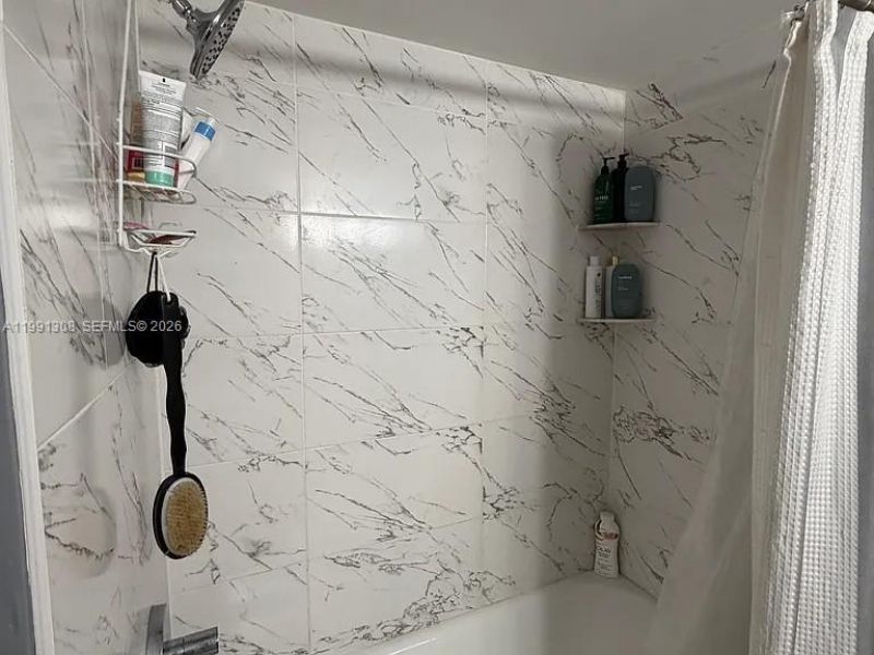 9715 Fontainebleau Blvd , Unit E213, Miami, FL 33172 Photo