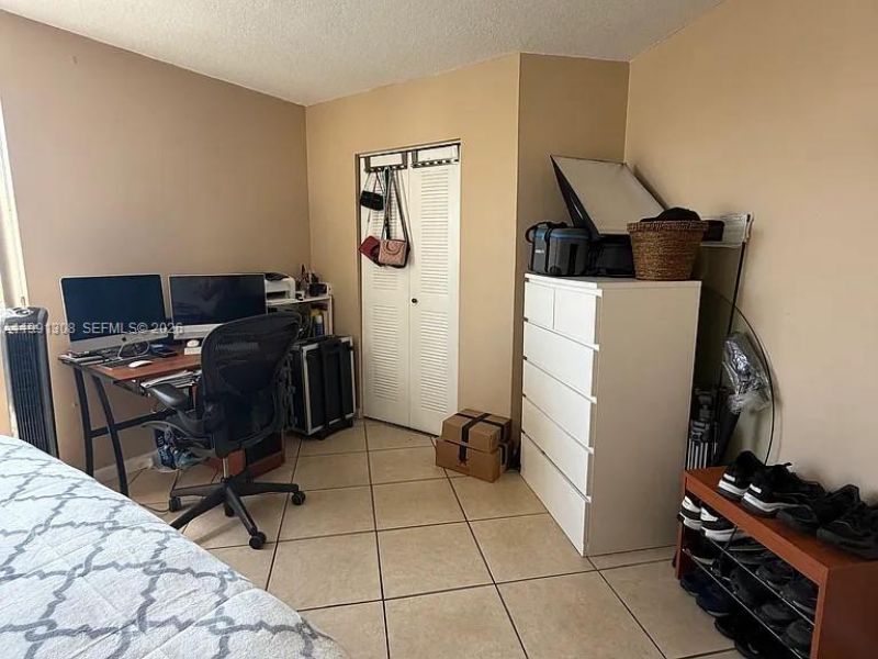 9715 Fontainebleau Blvd , Unit E213, Miami, FL 33172 Photo