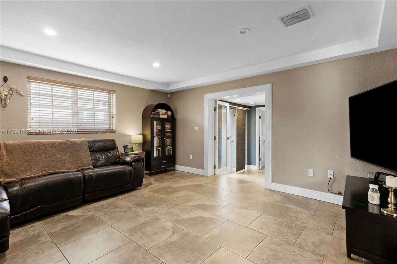 3500 SW 13th St , Miami, FL 33145 Photo