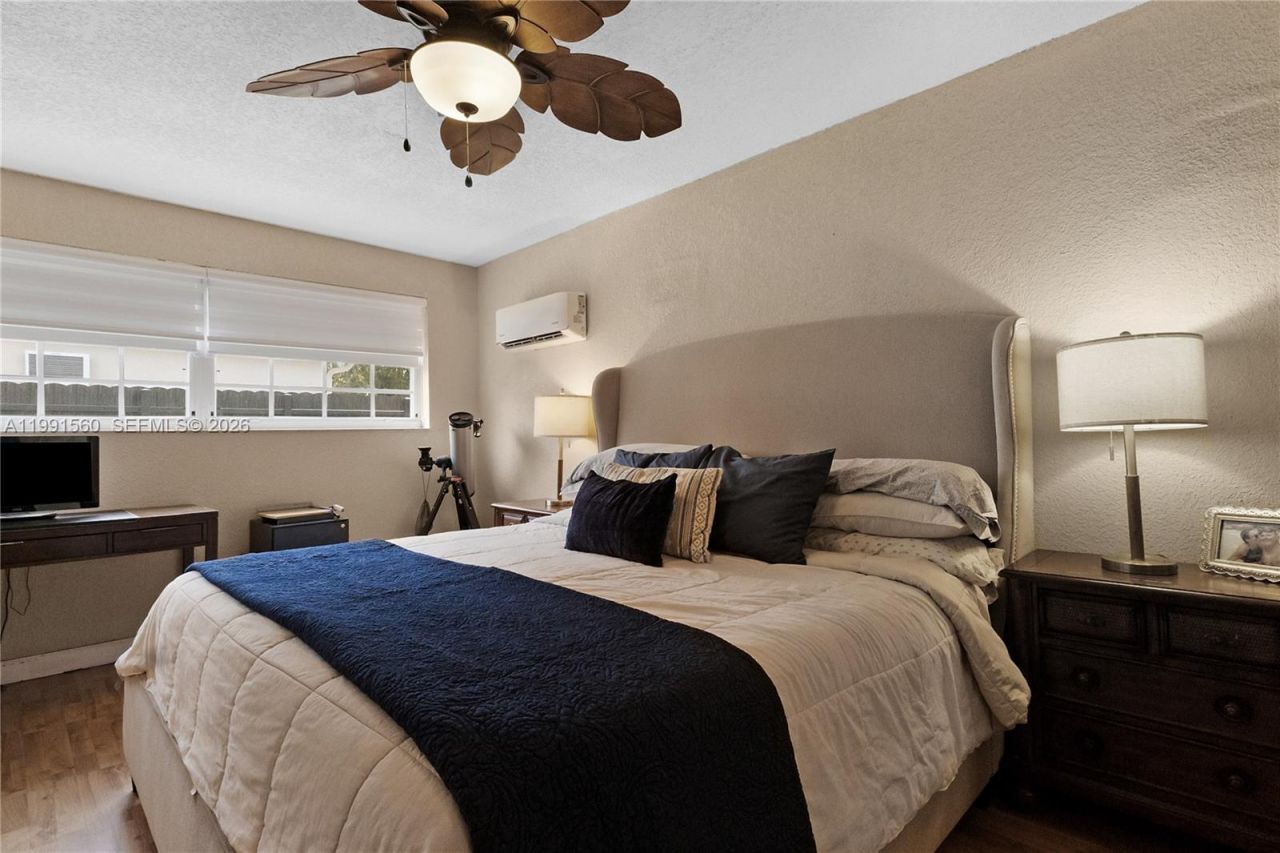 3500 SW 13th St , Miami, FL 33145 Photo