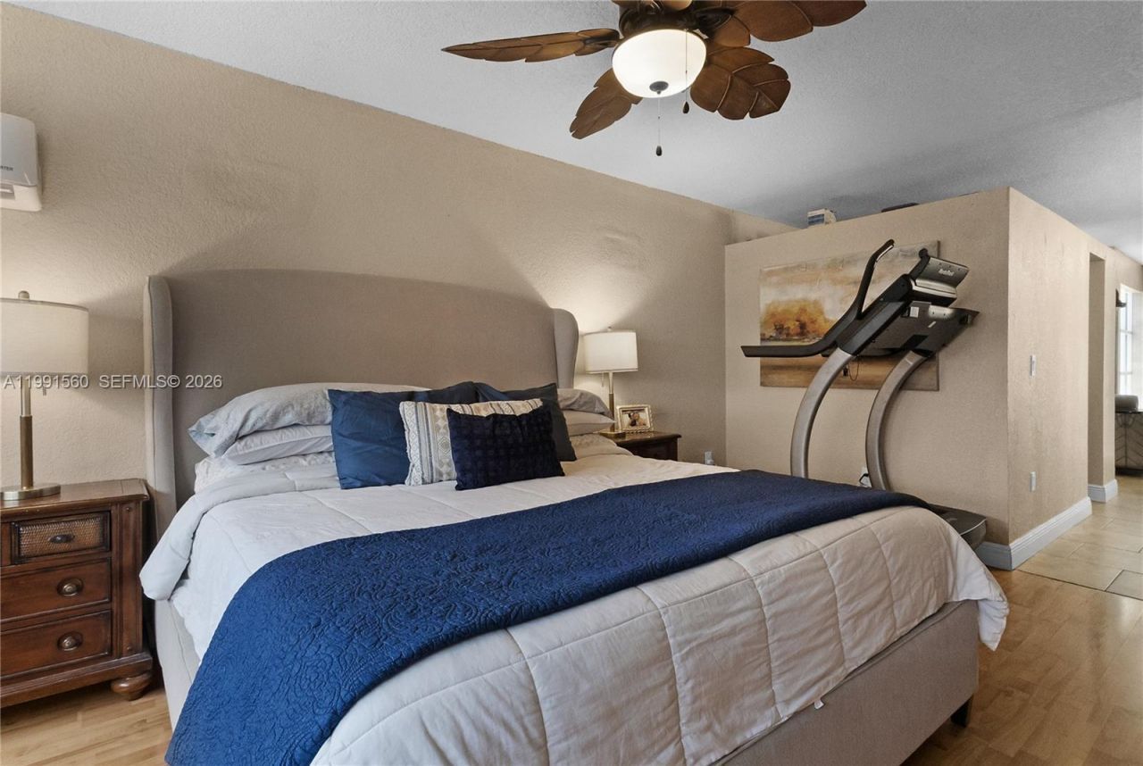 3500 SW 13th St , Miami, FL 33145 Photo