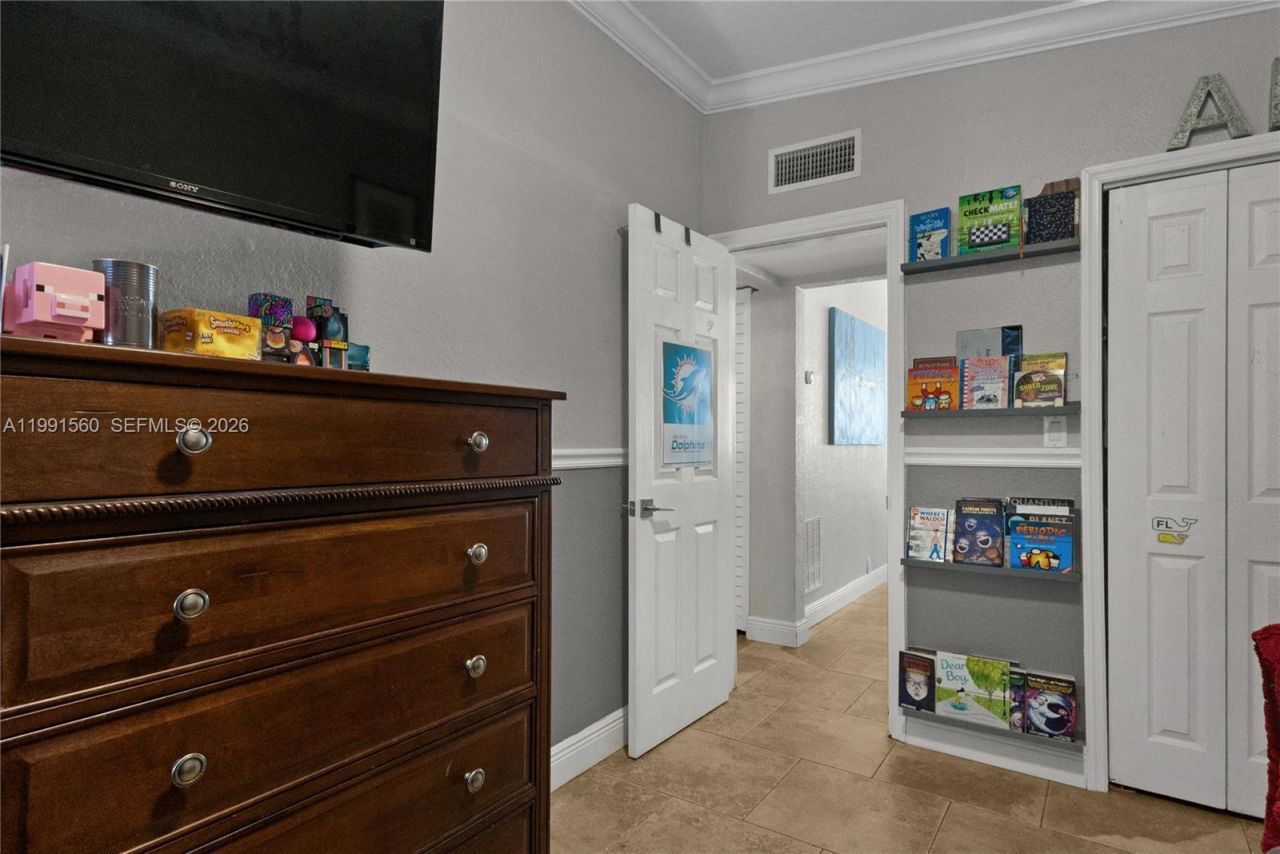 3500 SW 13th St , Miami, FL 33145 Photo