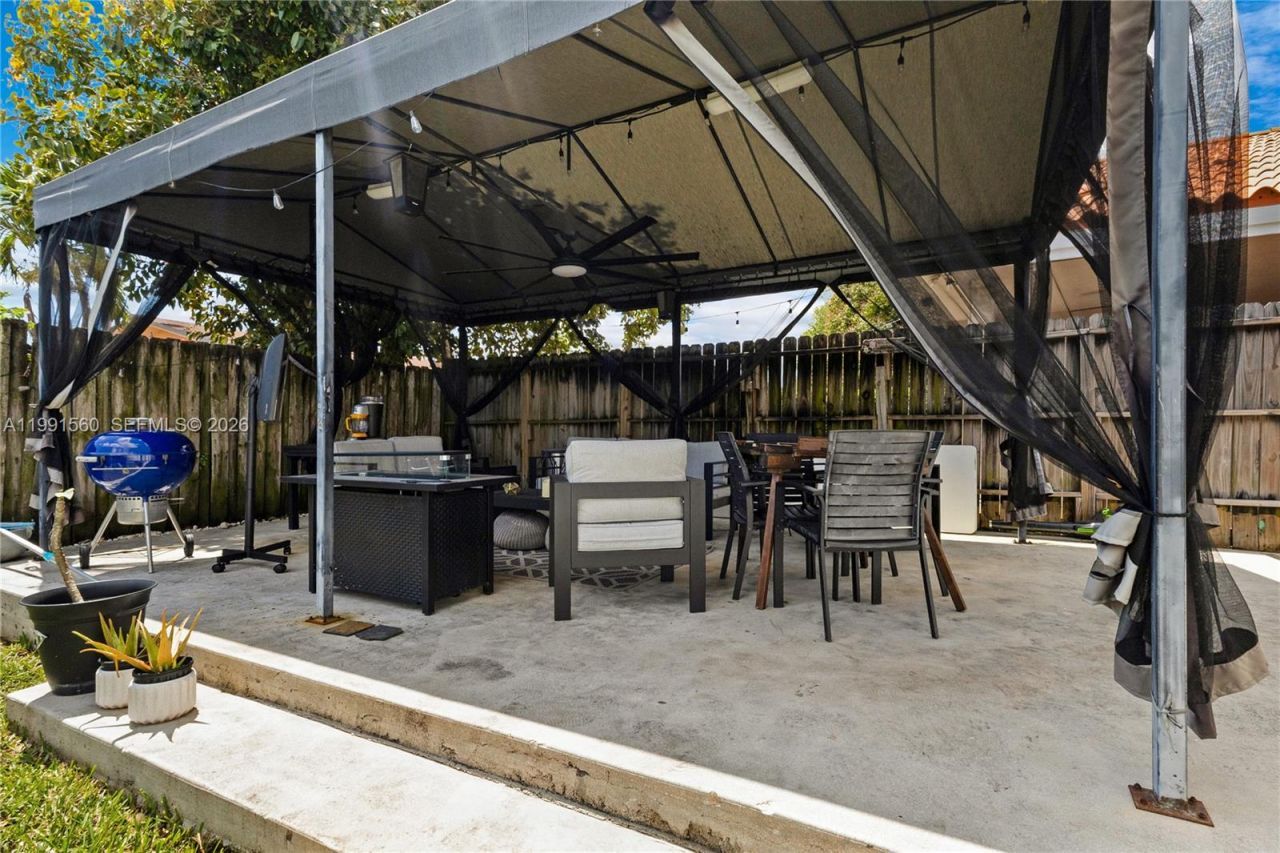 3500 SW 13th St , Miami, FL 33145 Photo