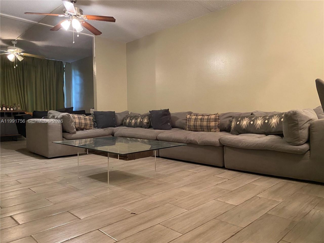 443 NE 195th St , Unit 436, Miami, FL 33179 Photo