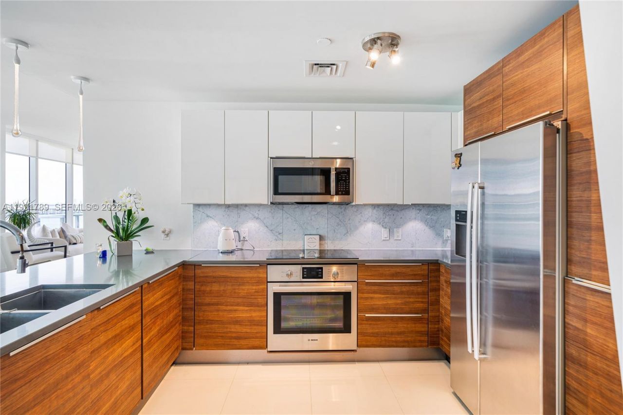 601 NE 27th St , Unit 1007, Miami, FL 33137 Photo