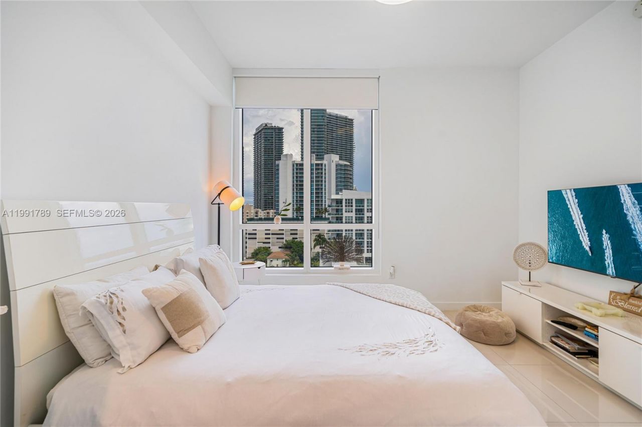 601 NE 27th St , Unit 1007, Miami, FL 33137 Photo