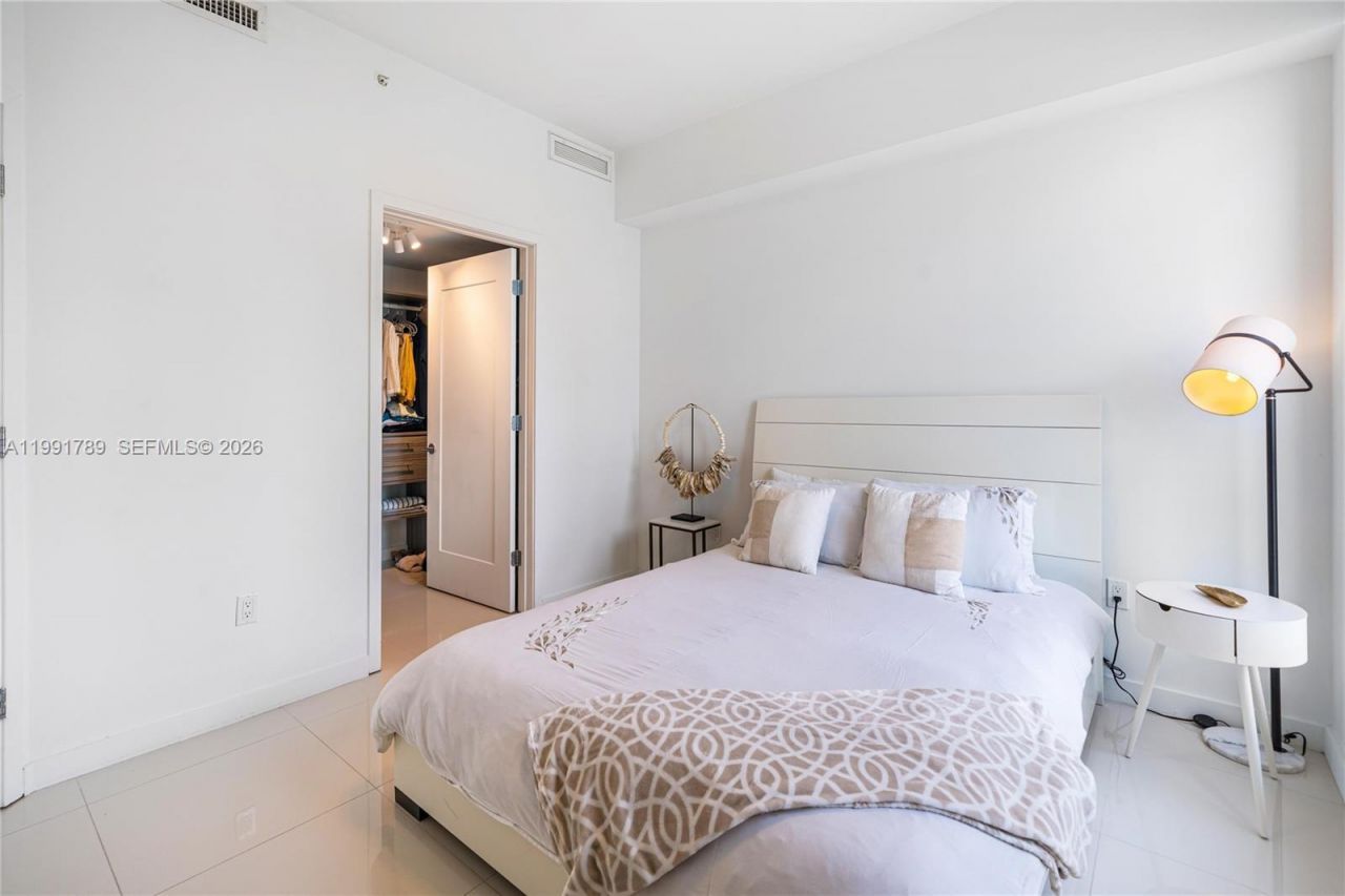 601 NE 27th St , Unit 1007, Miami, FL 33137 Photo