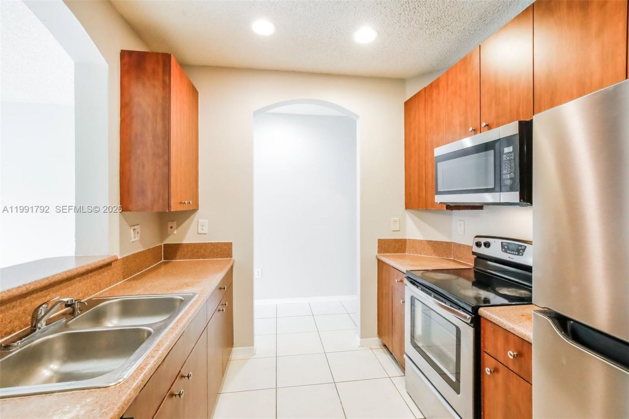 2281 NE 42nd Cir, Homestead, FL 33033 Photo