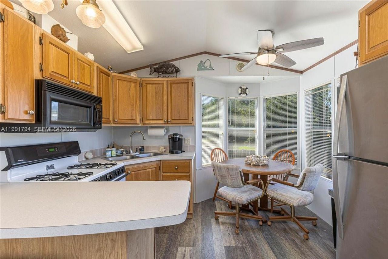 25 & 26 Plantation Dr., Everglades City, FL 34141 Photo