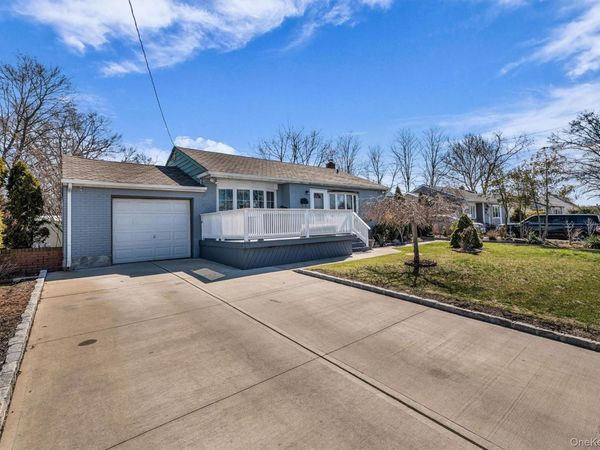 147 Front Avenue , Brentwood, NY 11717