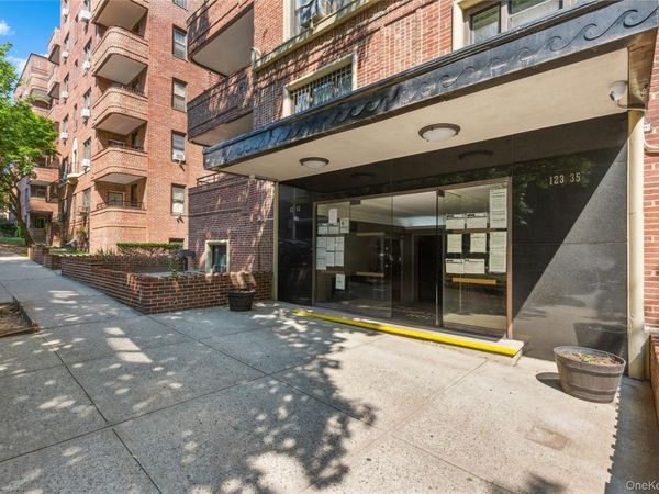 123-35 82nd , Unit 4D, Kew Gardens, NY 11415