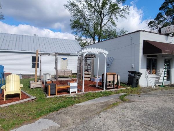 3422 Us 17 Highway S, Chocowinity, NC 27817