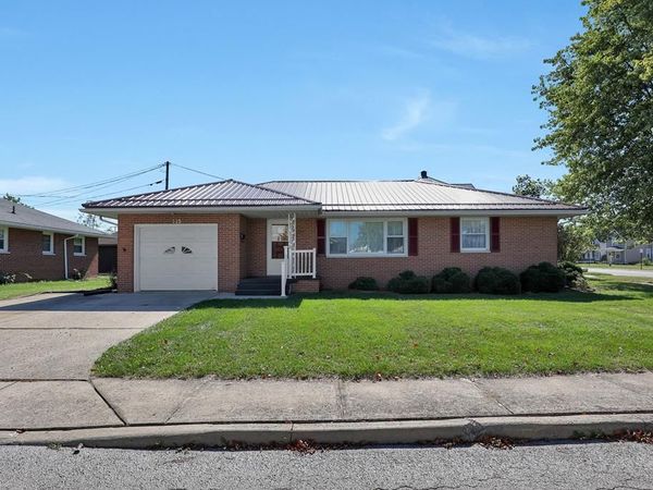 325 W Liberty Street, Bucyrus, OH 44820