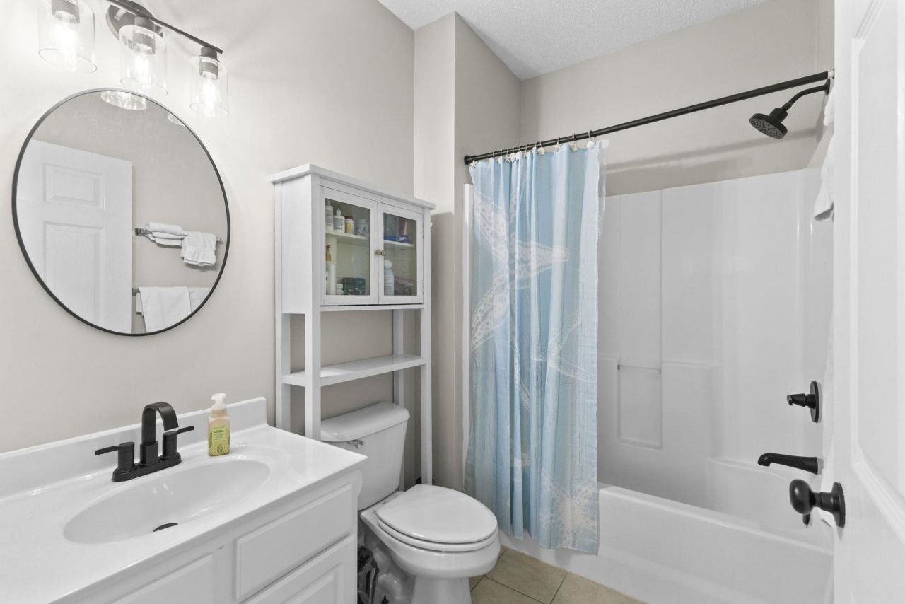 6015 Catalina Dr. Photo 16