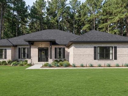 7399 Forestwood Dr Milton, FL 32570