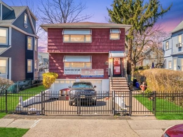 241 Halsted St, East Orange, NJ 07018