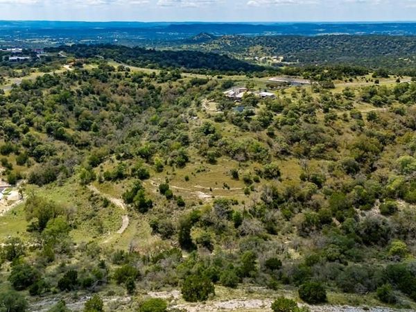 130 Dripping Springs, Comfort, TX 78013