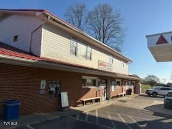 219 Fordtown Road, Fall Branch, TN 37656