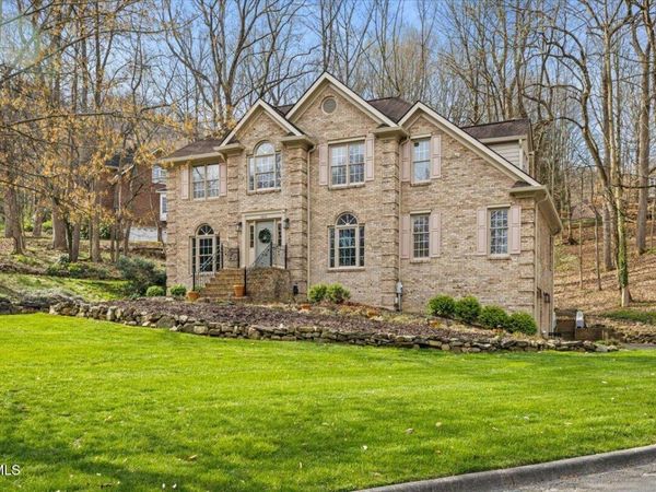 1801 Bramblewood Drive, Kingsport, TN 37660