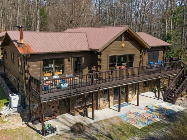 575 Ironsburg Rd, Tellico Plains, TN 37385