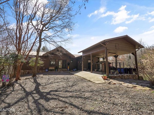 575 Ironsburg Rd, Tellico Plains, TN 37385