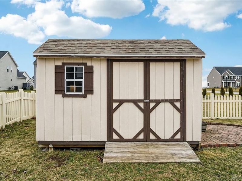 4076 Spicebush Drive, Tipp City, OH 45371 Photo 45