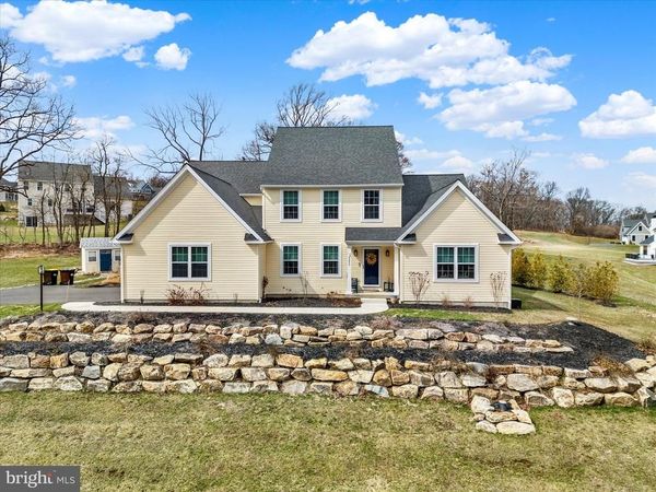 2645 LONGRIDGE DRIVE , HELLERTOWN, PA 18055