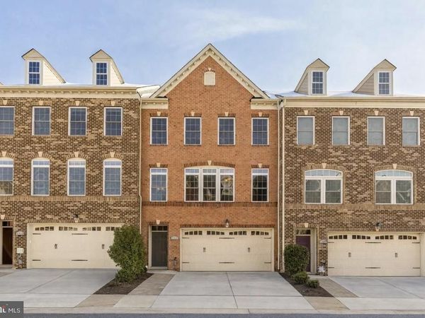 5311 STREAM BANK LANE , GREENBELT, MD 20770