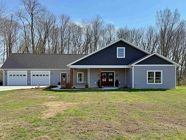 3 Persimmon Lane, Loogootee, IN 47553