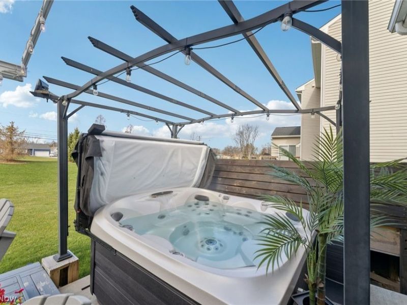 4330 Weathervane Drive, Lorain, OH 44053 Photo 7