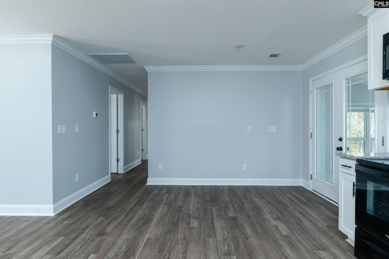 120 Penelope Lane Photo 9