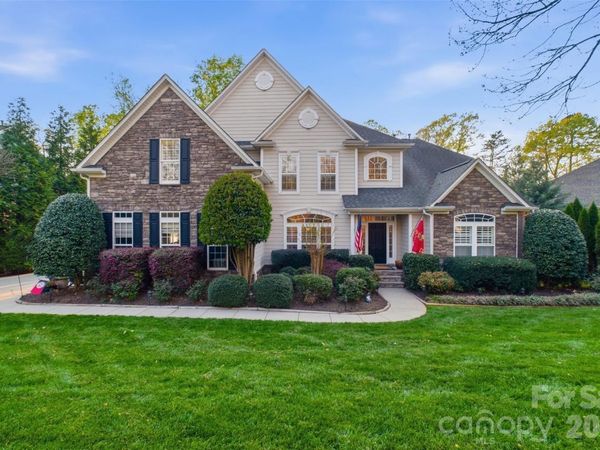 220 Woodwinds Drive, Mount Holly, NC 28120