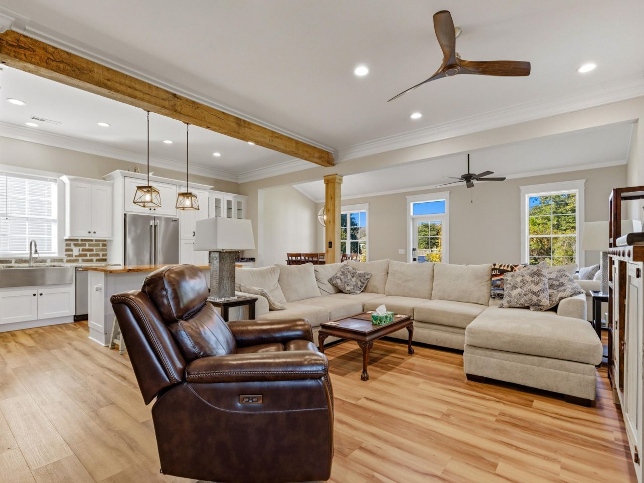 5068 South First St.  Photo 12