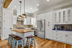 5068 South First St.  photo 4