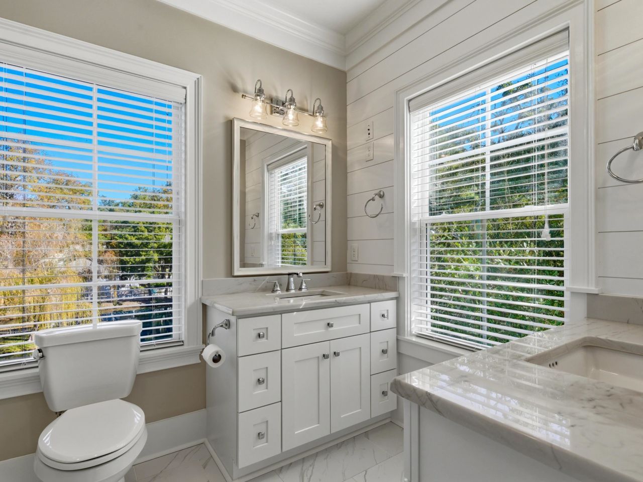 5068 South First St.  Photo 21